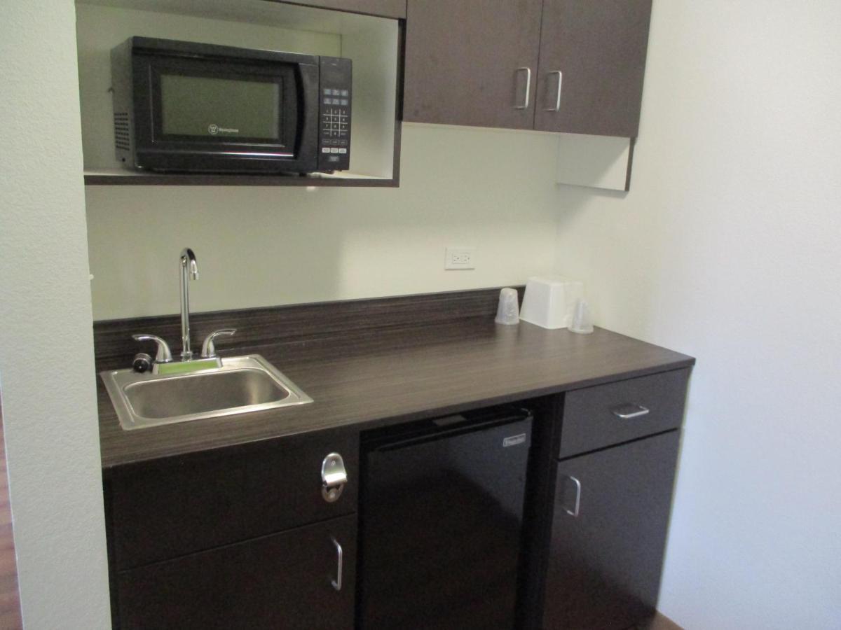 Hotel 6-north Olmsted, Oh - Cleveland 2*